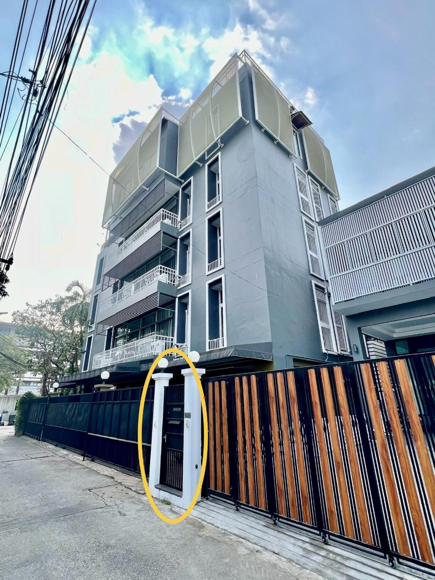 Samsen Suites Spacious 2Br Contemporary Thai Style Bangkok Exteriör bild