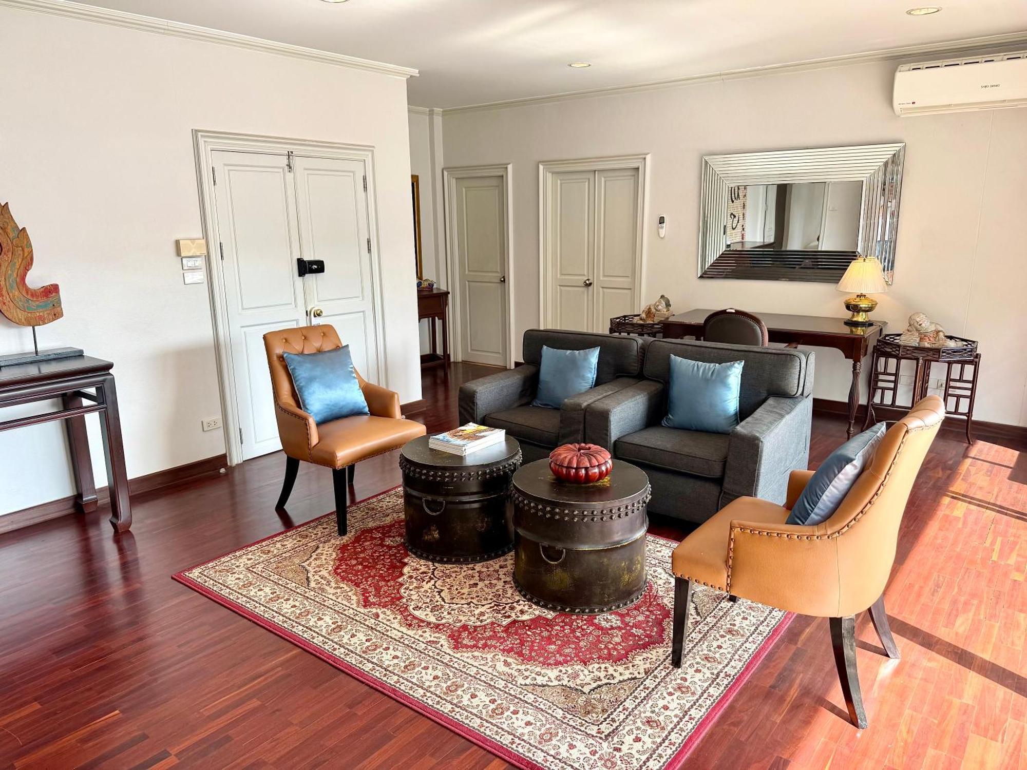 Samsen Suites Spacious 2Br Contemporary Thai Style Bangkok Exteriör bild