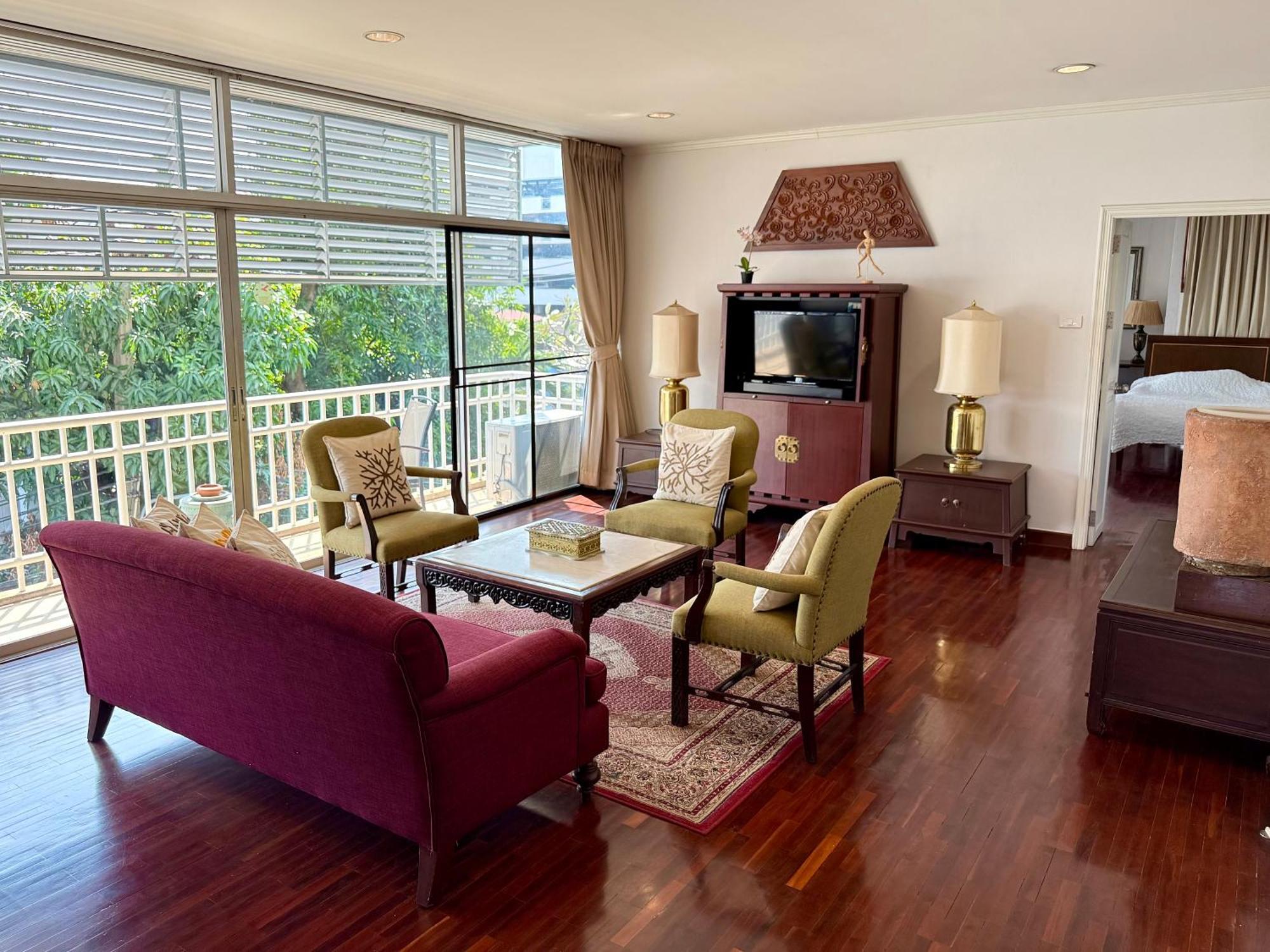 Samsen Suites Spacious 2Br Contemporary Thai Style Bangkok Exteriör bild