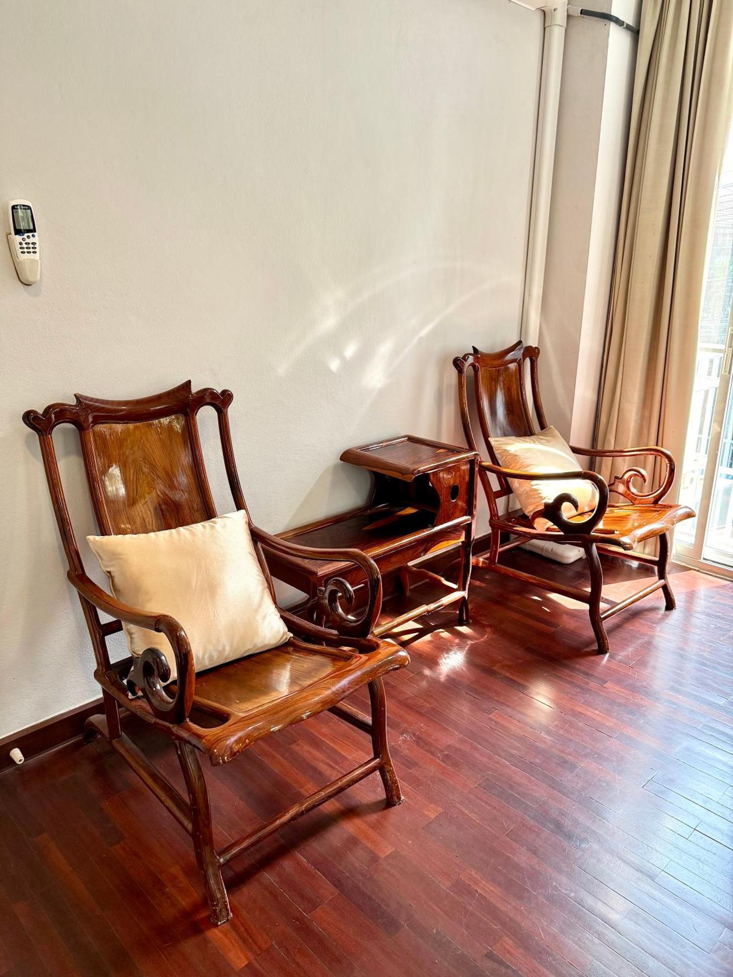 Samsen Suites Spacious 2Br Contemporary Thai Style Bangkok Exteriör bild