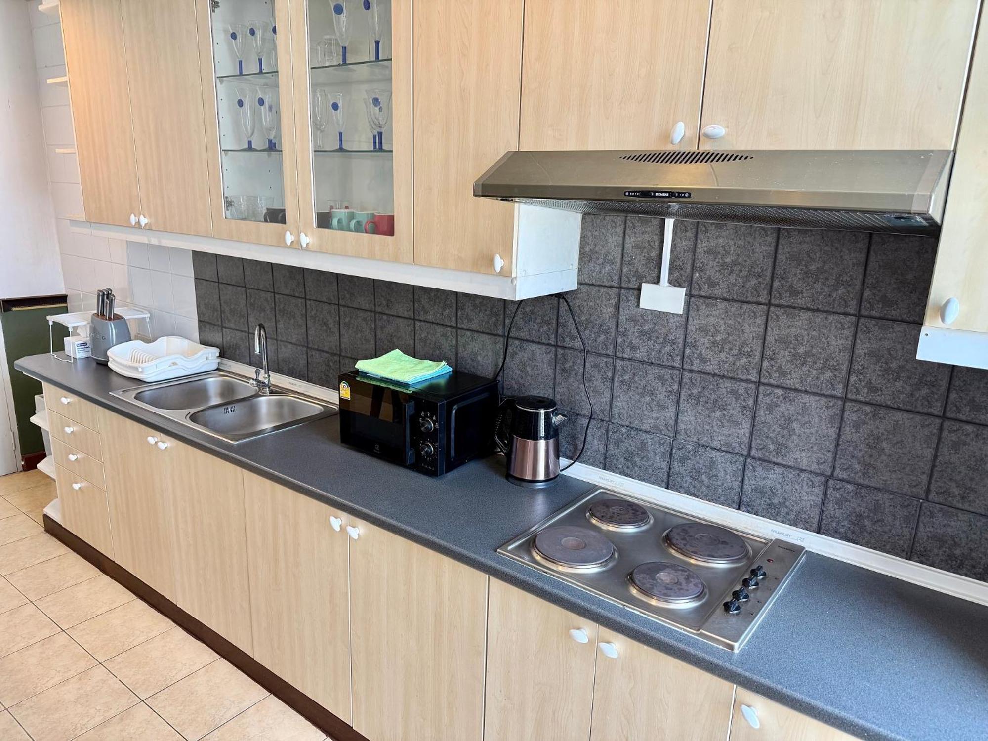 Samsen Suites Spacious 2Br Contemporary Thai Style Bangkok Exteriör bild