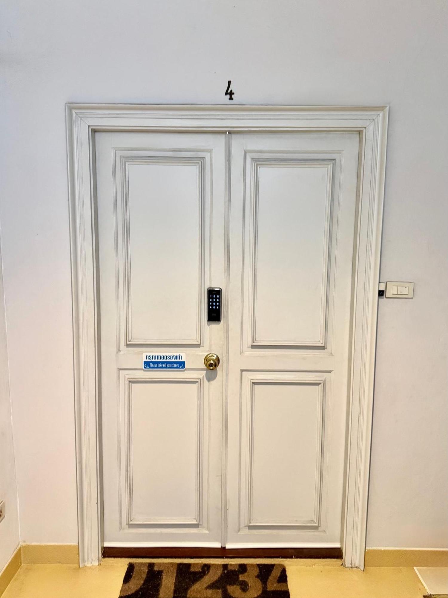 Samsen Suites Spacious 2Br Contemporary Thai Style Bangkok Exteriör bild