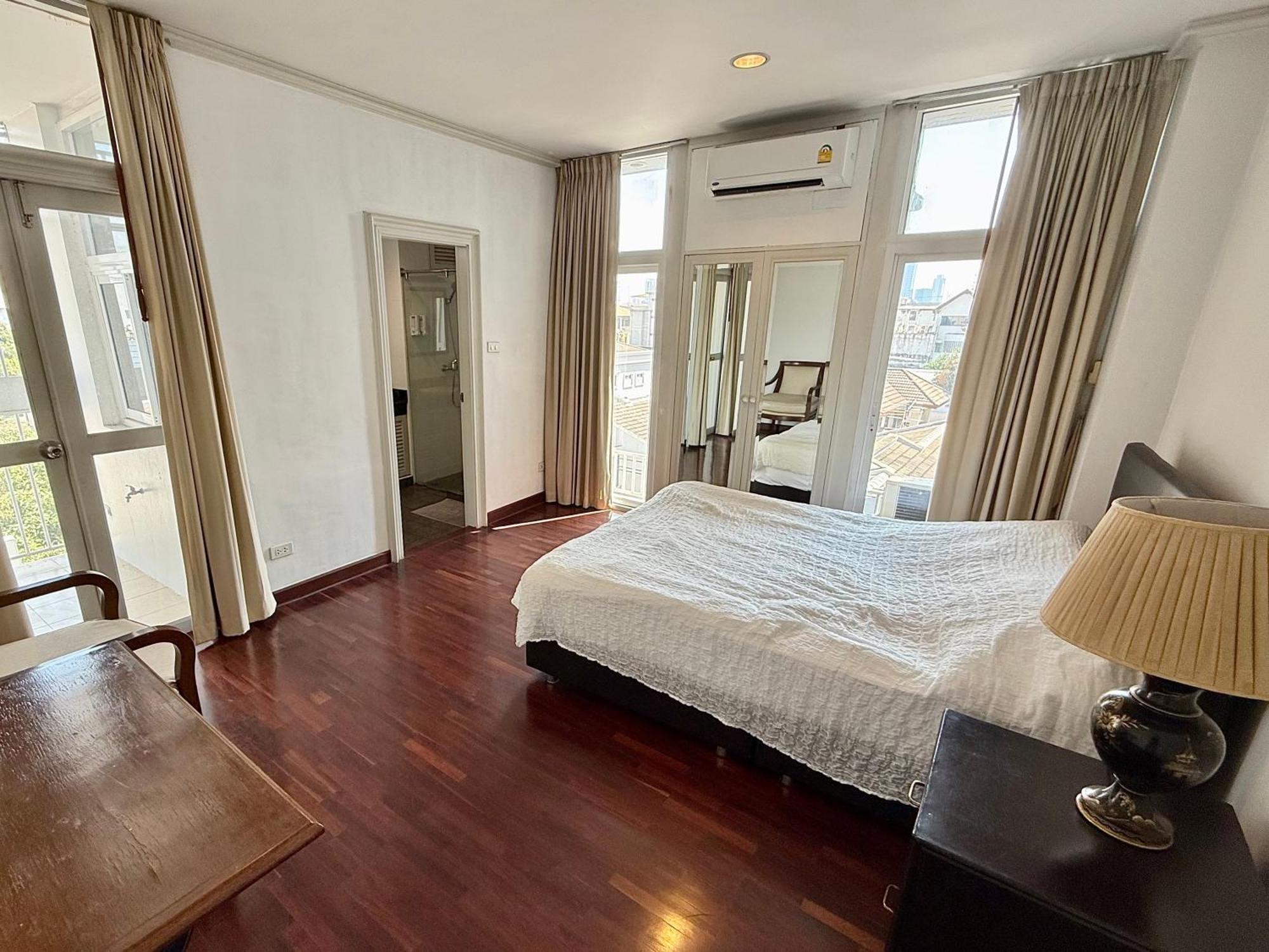 Samsen Suites Spacious 2Br Contemporary Thai Style Bangkok Exteriör bild